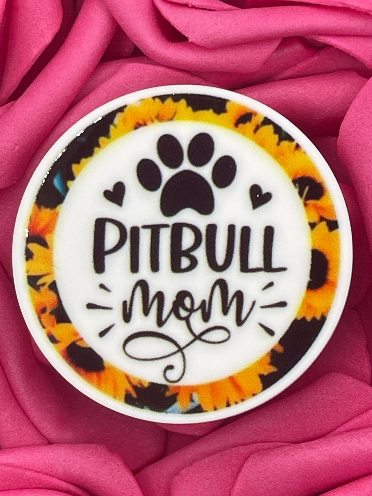 #1044 Pitbull Mom