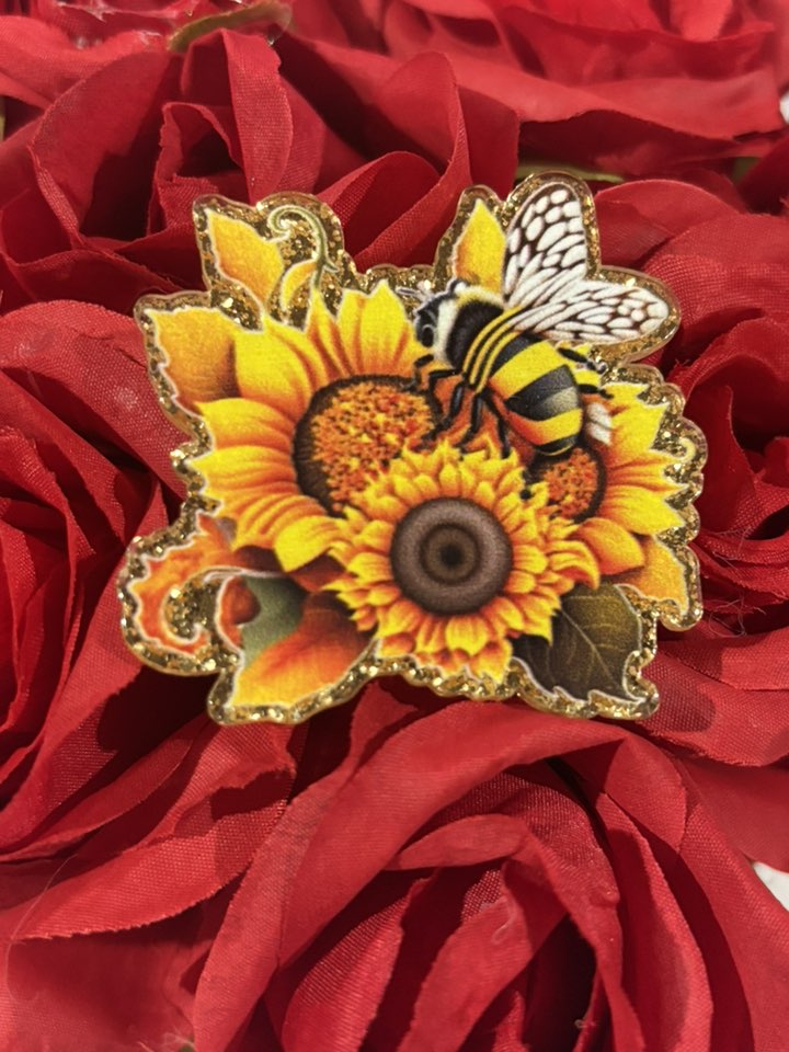 #4105 Bee